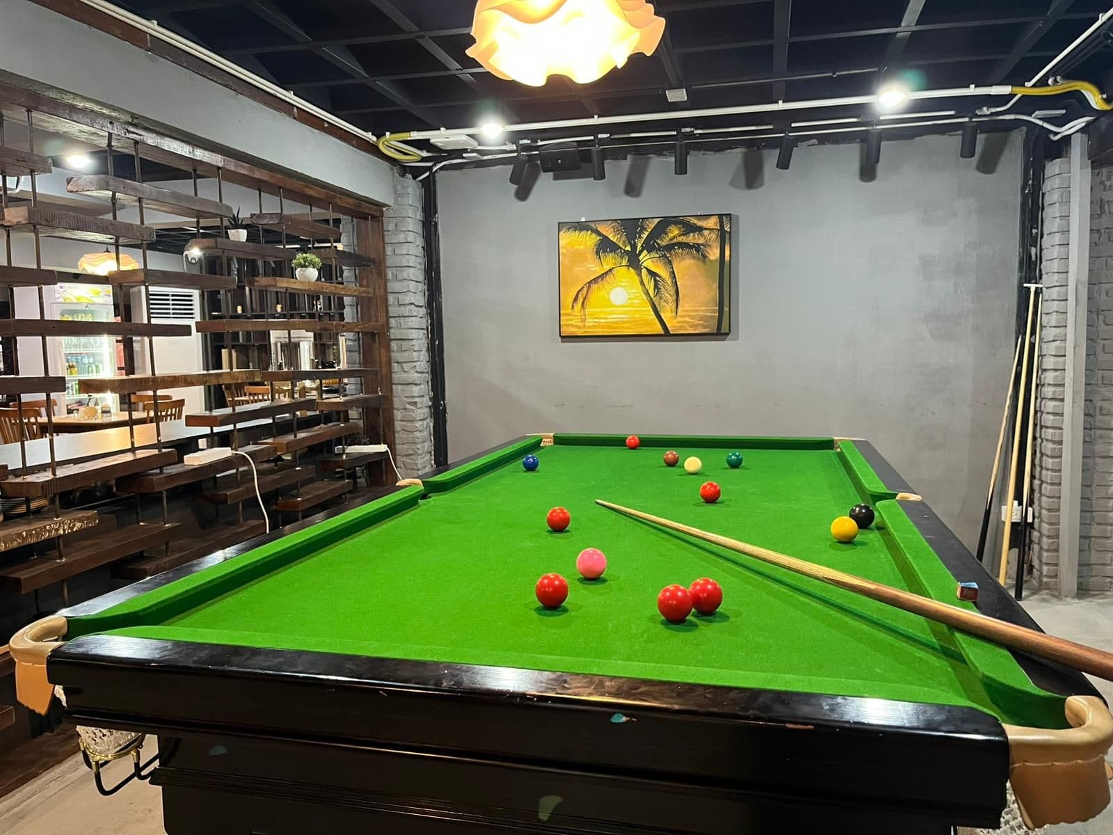 Relax & Play